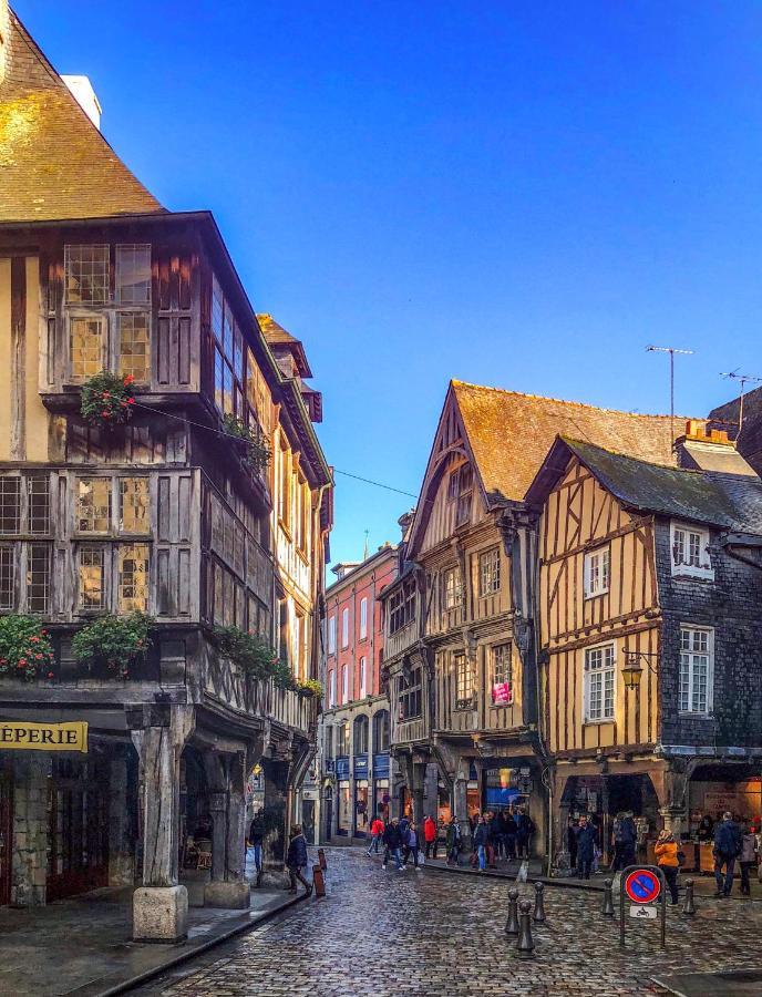Chateau De Chambres Mont St Michel Saint-James Bagian luar foto