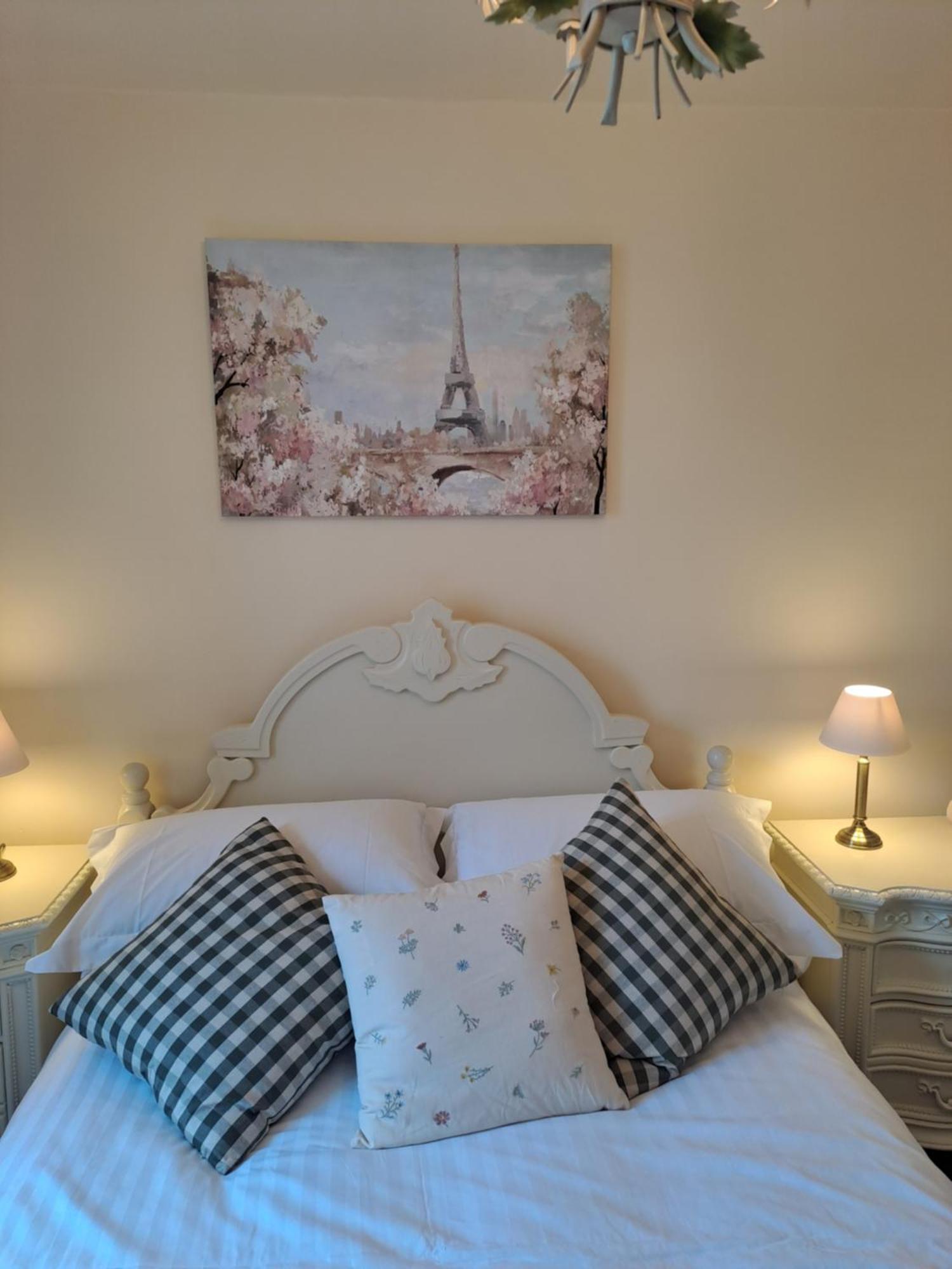 Chateau De Chambres Mont St Michel Saint-James Bagian luar foto